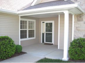 1528 S Arbor Ridge Ct, Bloomington, IN 47403 photo 3