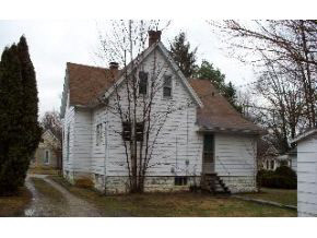 705 W 4th St, Bloomington, IN 47404 photo 2