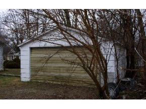 705 W 4th St, Bloomington, IN 47404 photo 3