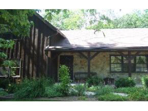 2745 Elderberry Ct, Bloomington, IN 47401 photo 2