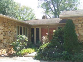 2772 E Plateau Pl, Bloomington, IN 47401 photo 2