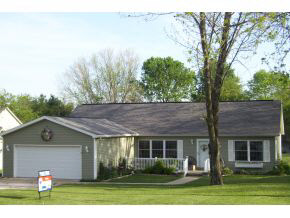 716 E Holland Dr, Bloomington, IN 47401 photo 2