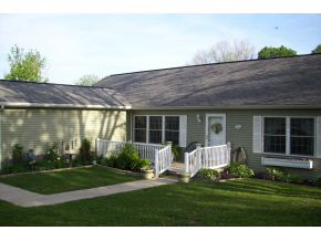 716 E Holland Dr, Bloomington, IN 47401 photo 1