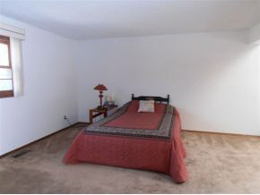 2722 S Mccartney Ln, Bloomington, IN 47401 photo 9