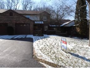 2722 S Mccartney Ln, Bloomington, IN 47401 photo 2