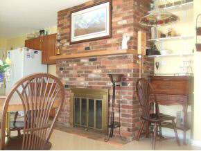 1808 S Oxford Dr, Bloomington, IN 47401 photo 3