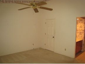 728 E Pepperridge Dr, Bloomington, IN 47401 photo 9