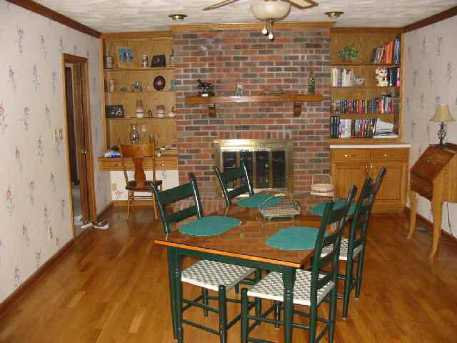 503 Grouseland Dr, Vincennes, IN 47591 photo 5