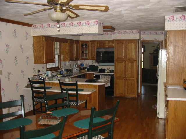 503 Grouseland Dr, Vincennes, IN 47591 photo 6