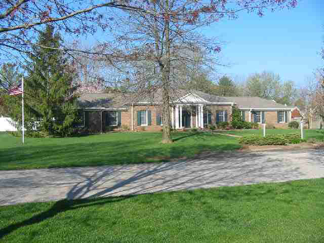 503 Grouseland Dr, Vincennes, IN 47591 photo 1