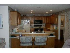 9782 Harbour Pointe Dr, Bloomington, IN 47401 photo 2