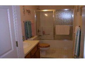 9782 Harbour Pointe Dr, Bloomington, IN 47401 photo 7