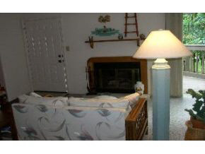 9782 Harbour Pointe Dr, Bloomington, IN 47401 photo 3