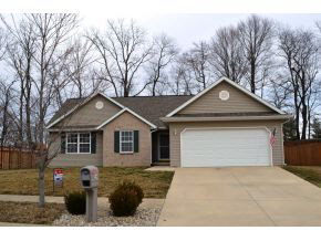 7270 W Upland Ct, Bloomington, IN 47404 photo 1