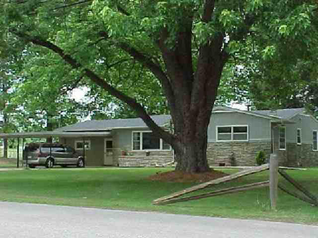 3412 Old Bruceville Rd, Vincennes, IN 47591 photo 1
