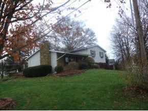 3716 S Bainbridge Dr, Bloomington, IN 47401 photo 2