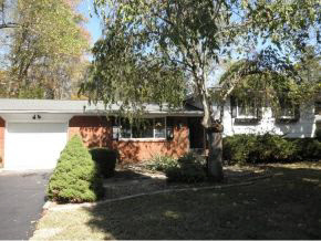 3752 Oak Leaf Dr, Bloomington, IN 47403 photo 1