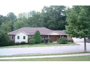 1014 Azalea Ln, Bloomington, IN 47401 photo 1