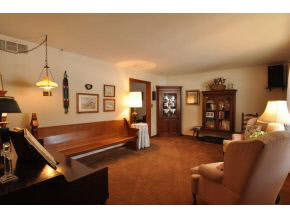 323 N Sheffield Dr, Bloomington, IN 47408 photo 2