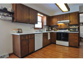 323 N Sheffield Dr, Bloomington, IN 47408 photo 4