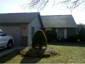 1008 E Heather Dr, Bloomington, IN 47401 photo 1