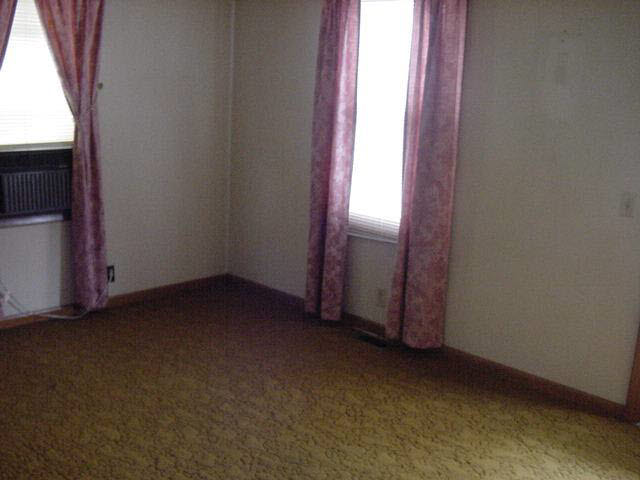 808 Dewolf St, Vincennes, IN 47591 photo 3