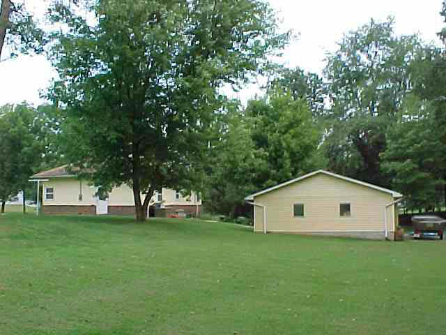 724 W 8th St, Bicknell, IN 47512 photo 6