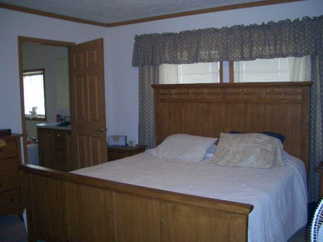 7032 S Petersburg Rd, Monroe City, IN 47557 photo 5