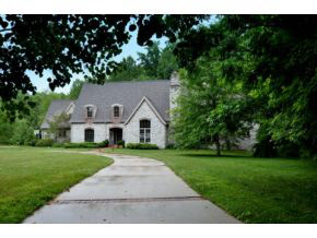 5784 E Calais Ct, Bloomington, IN 47401 photo 2