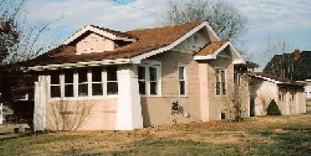 1932 Washington Ave, Vincennes, IN 47591 photo 1