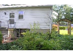 1805 Southdowns Dr E, Bloomington, IN 47401 photo 4