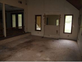 6402 S Dry Branch Rd, Bloomfield, IN 47424 photo 3