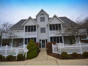 1308 S College Mall Rd, Bloomington, IN 47401 photo 1