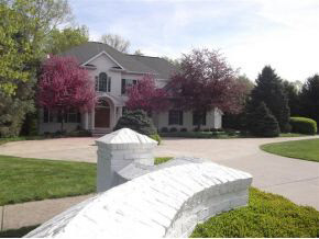 3723 Devonshire Ct, Bloomington, IN 47408 photo 1