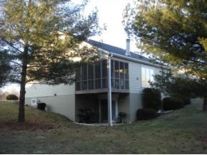 678 E Heather Dr, Bloomington, IN 47401 photo 2