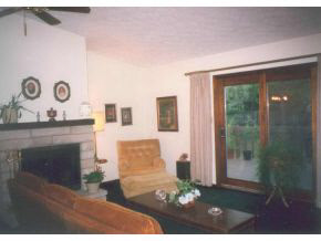 1821 E Thornton Dr, Bloomington, IN 47401 photo 2