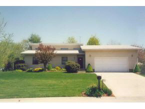 8107 Talbot Ct, Bloomington, IN 47401 photo 1