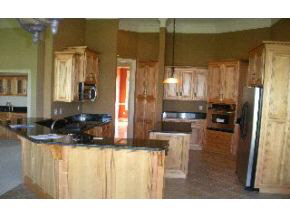 1664 Devonshire Dr, Seymour, IN 47274 photo 3
