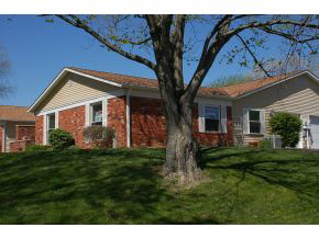 1154 E Regency Dr, Bloomington, IN 47401 photo 1