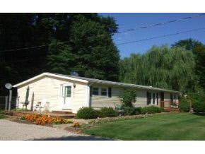 5835 E Robinson Rd, Bloomington, IN 47408 photo 2