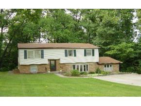 3710 Oak Leaf Dr, Bloomington, IN 47403 photo 1