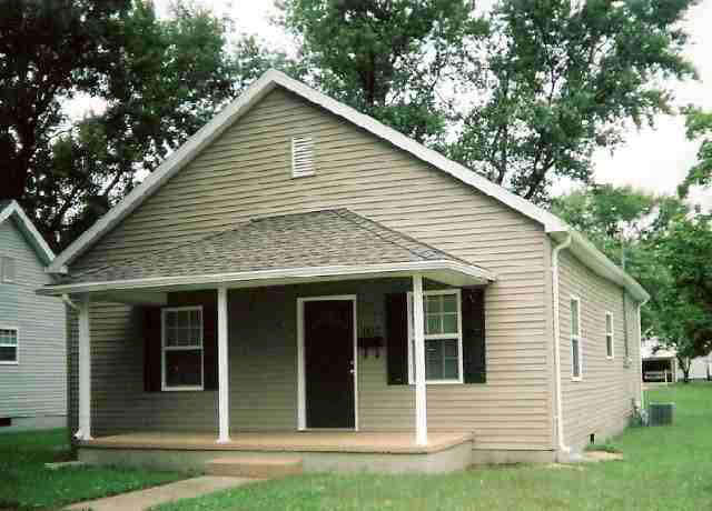 1010 N 14th St, Vincennes, IN 47591 photo 1