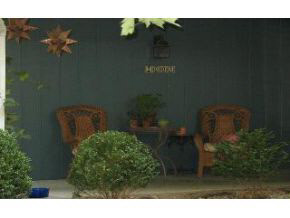 2008 Windsor Dr E, Bloomington, IN 47401 photo 2