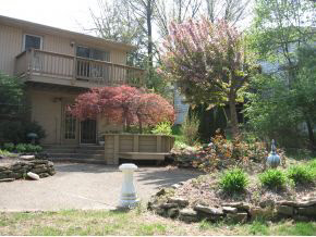 2119 E Meadowbluff Ct, Bloomington, IN 47401 photo 1