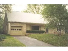 925 E University, Bloomington, IN 47401 photo 1