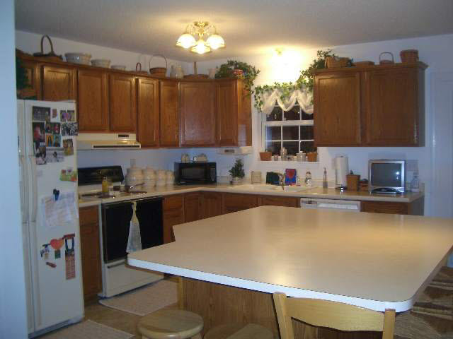 10 Vicki Dr, Vincennes, IN 47591 photo 2