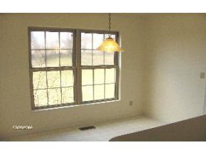 521 W Pargrave Pl, Bloomington, IN 47403 photo 6