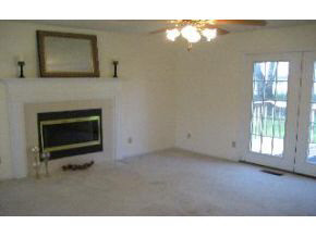521 W Pargrave Pl, Bloomington, IN 47403 photo 2