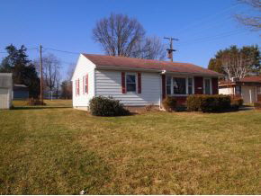 1401 N Woodburn Ave, Bloomington, IN 47404 photo 2