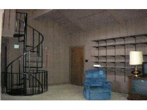 7447 S Windfree Ln, Bloomington, IN 47401 photo 4